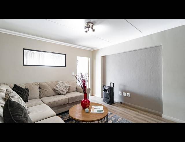 3 BEDROOM APARTMENT FOR SALE IN ROODEPARK ECO ESTATE